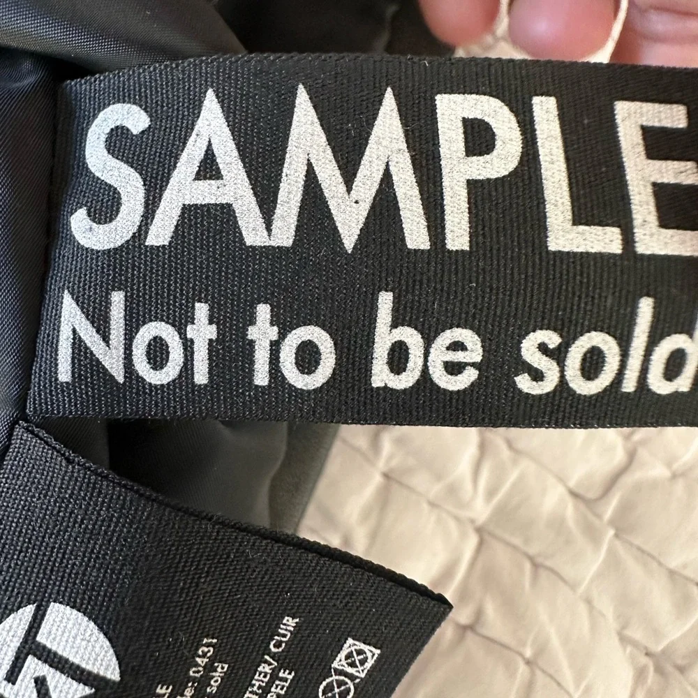 & Other Stories Black Mini Skirt - Picture 7 of 7